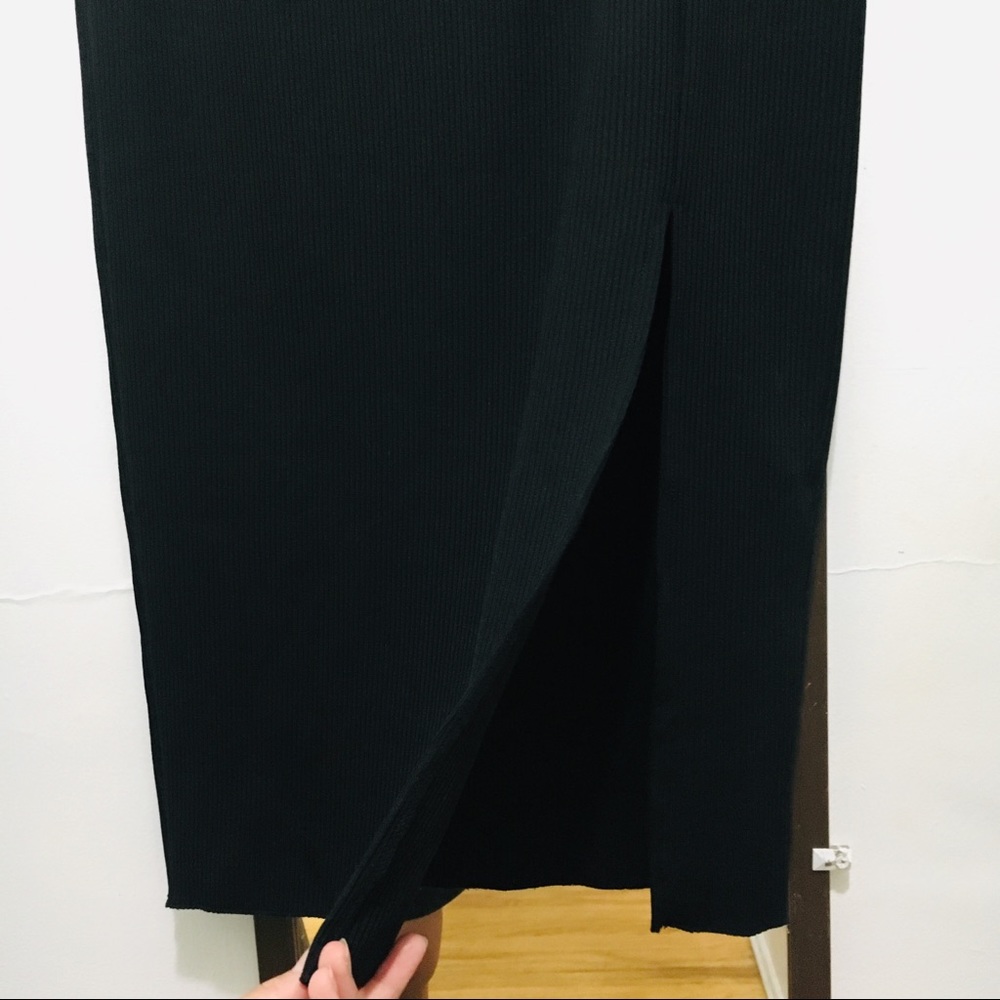 H&M High Waisted Side Slit Ribbed Midi Skirt - Black - Picture 3 of 4